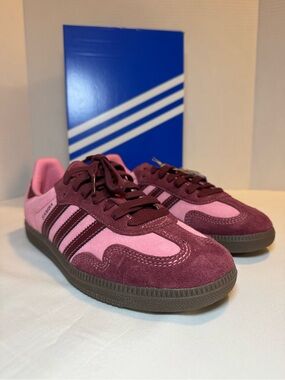 adidas Samba Sneakers in Pink & Burgundy
